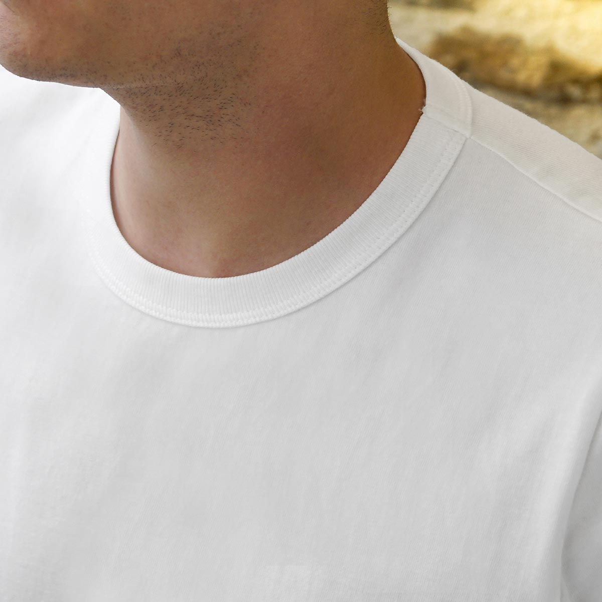 10--COL-T-SHIRT-BLANC